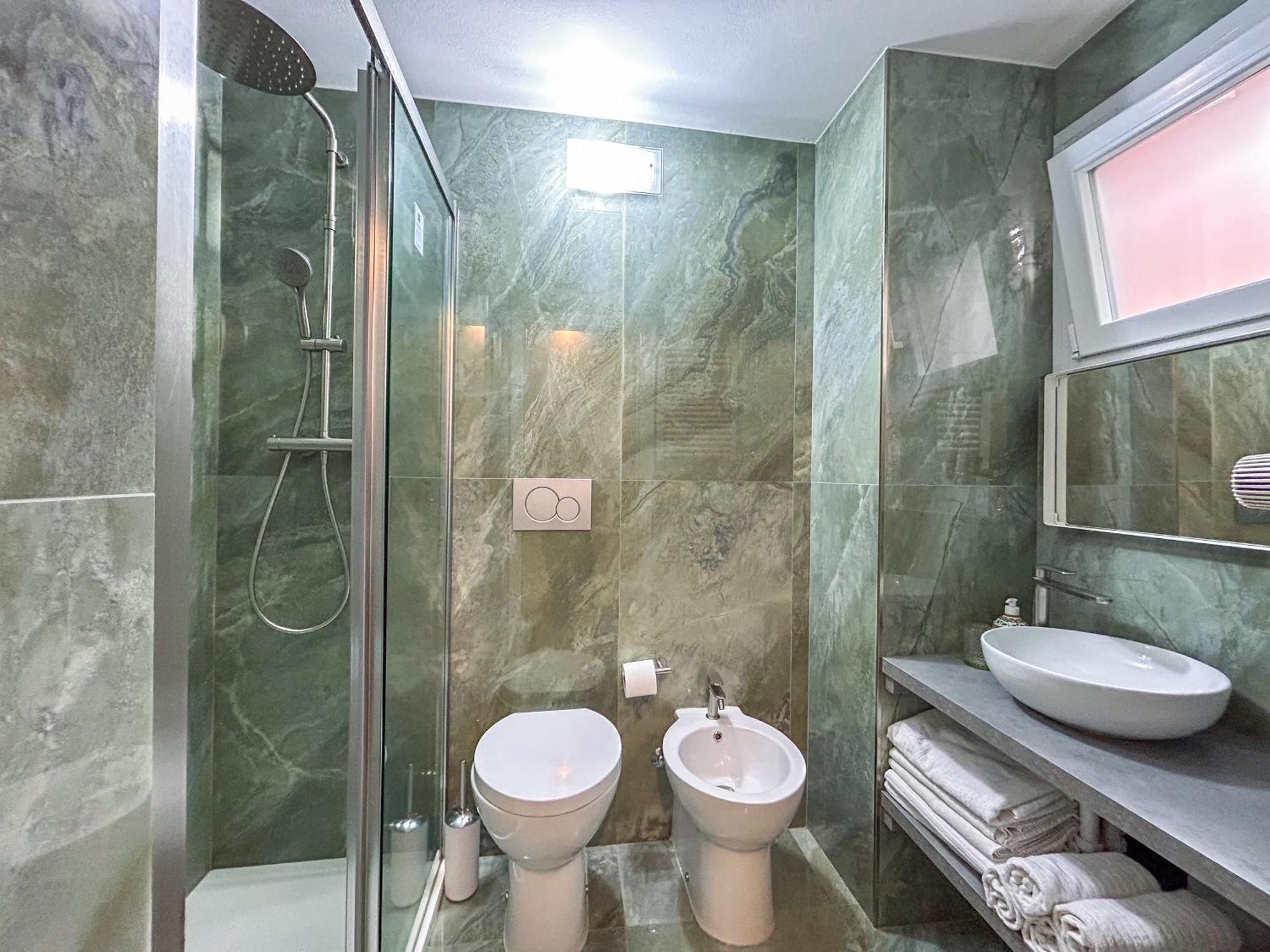 !Subway To Duomo! Modern Loft With Ac And Free Wifi Lejlighed Milano Eksteriør billede